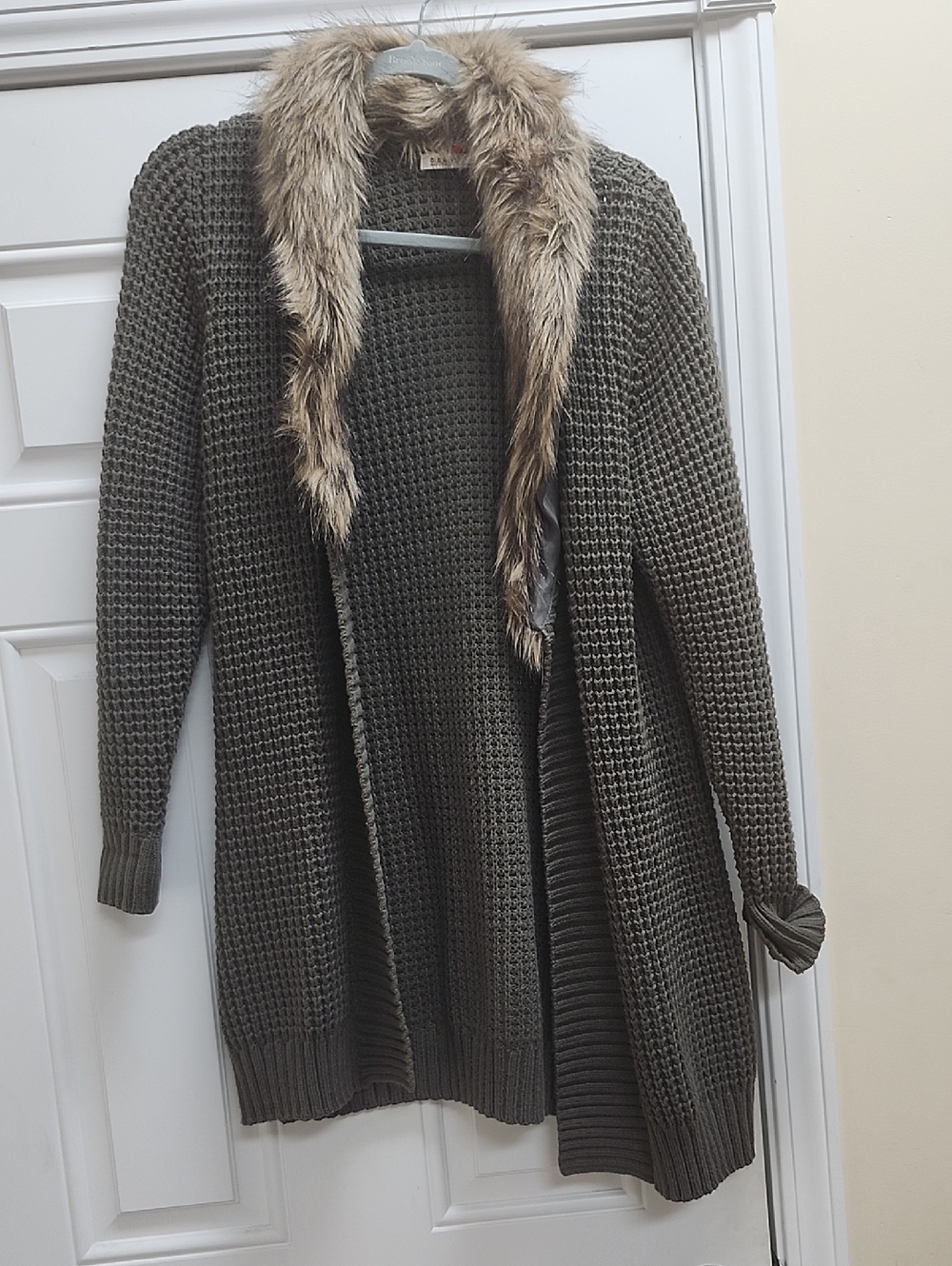 Old Navy Olive Green Faux Fur Collar Open-Front Cardigan